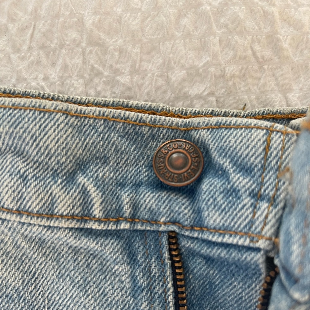 VINTAGE LEVIS - Picture 2 of 3